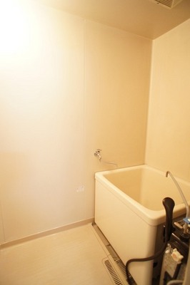 Bath. Since the bus toilet by Guests can indulge in a leisurely healing bath time.