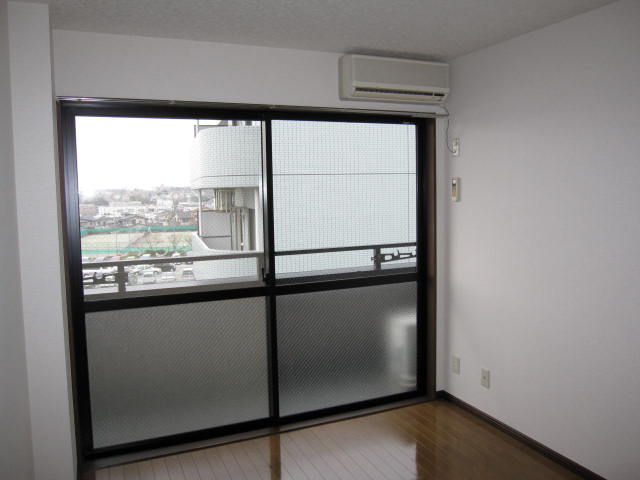 Other room space
