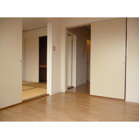Living and room