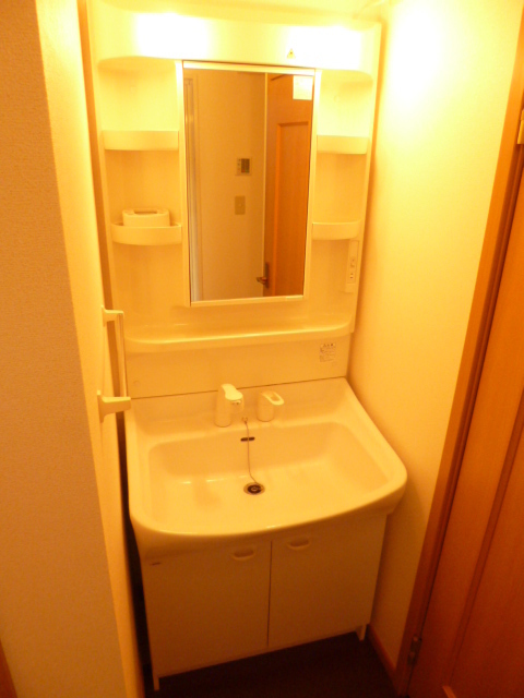 Washroom. ☆ Independent wash basin ☆