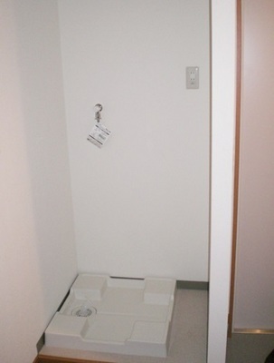 Other Equipment. Peace of mind even on rainy days! Washing machine in the room!