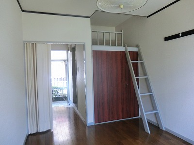 Living and room