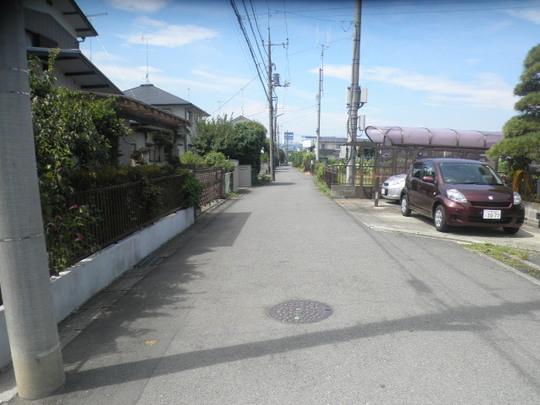 Local photos, including front road. Frontal road