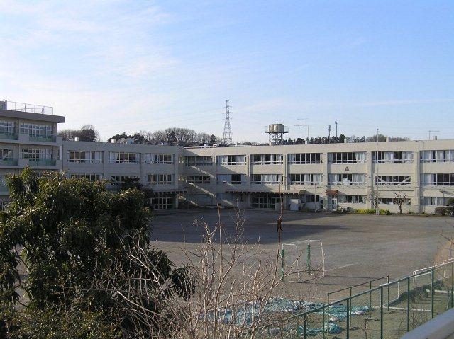 Primary school. 1113m until Machida Municipal Honmachida Higashi Elementary School