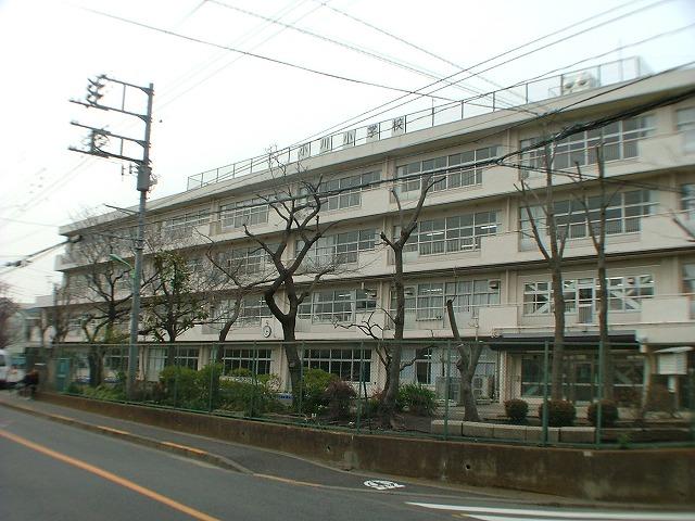 Primary school. 620m to Ogawa Elementary School