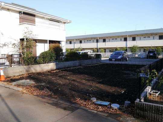 Other local. Many living environment is also better commercial facilities around in a quiet residential area of ​​Machida Station 15-minute walk.