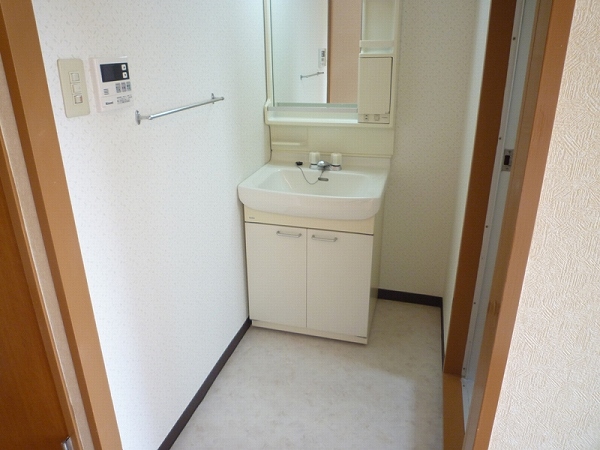 Washroom. Washroom
