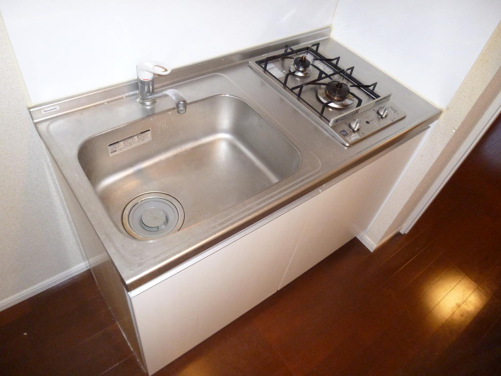 Kitchen. ※ Room 101 model room photo