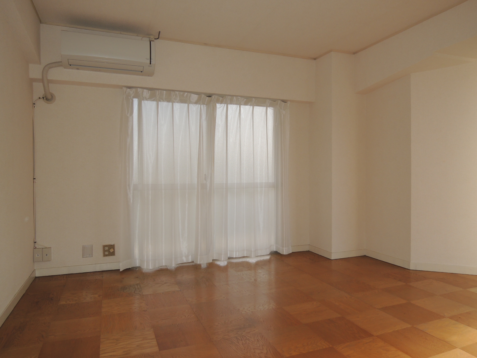 Living and room