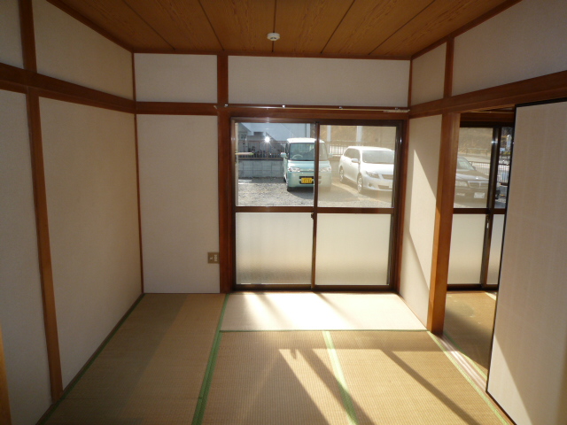 Living and room