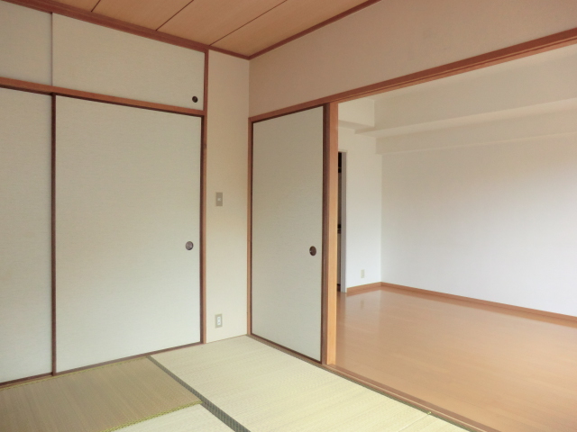 Living and room