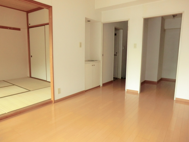 Living and room