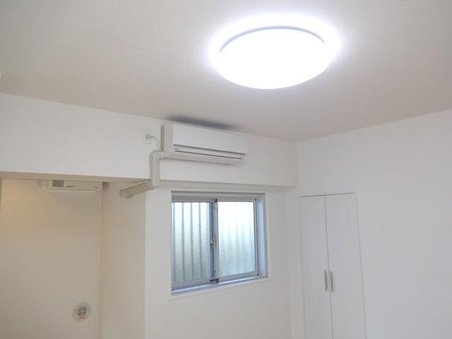 Other. Air conditioning living