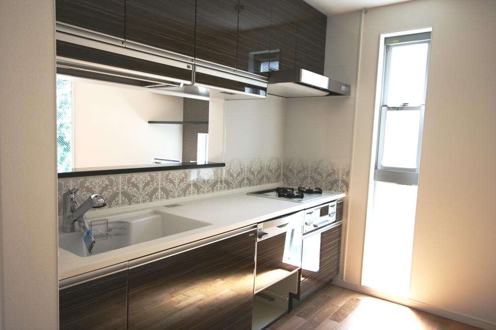 Kitchen. Local (September 2013) Shooting