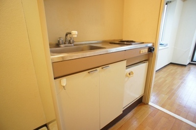 Kitchen. Easy spread of the kitchen cooking.