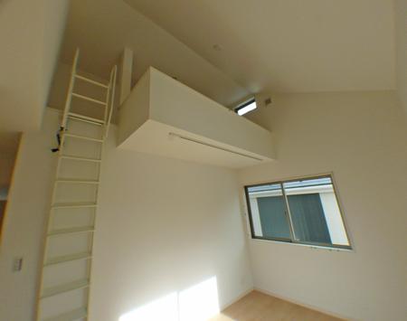 Non-living room. Indoor (12 May 2013) Shooting