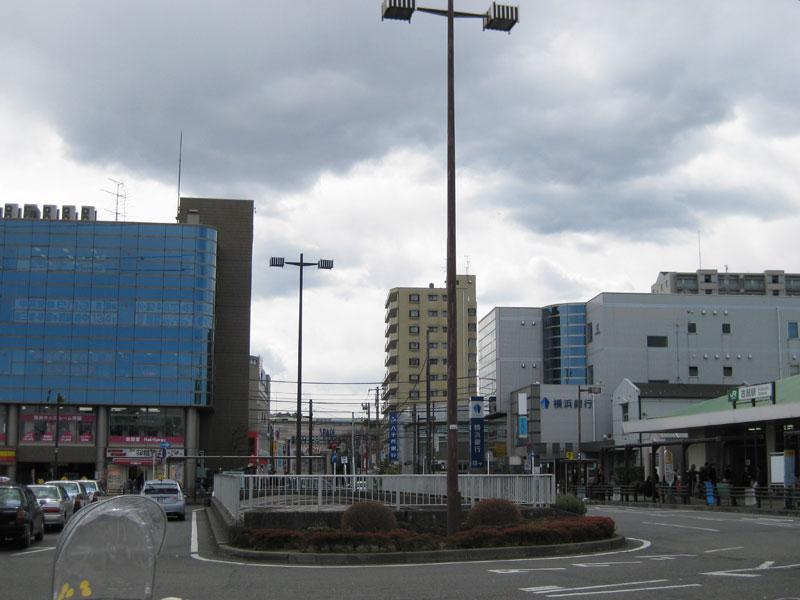 station. 1400m to JR Yokohama Line "Kobuchi" station