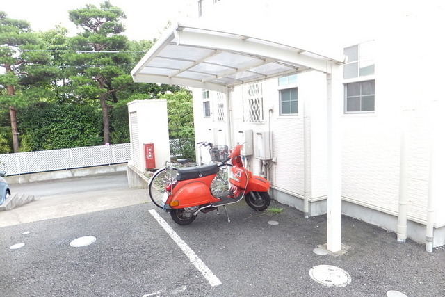 Other common areas. ☆ Covered parking lot ☆