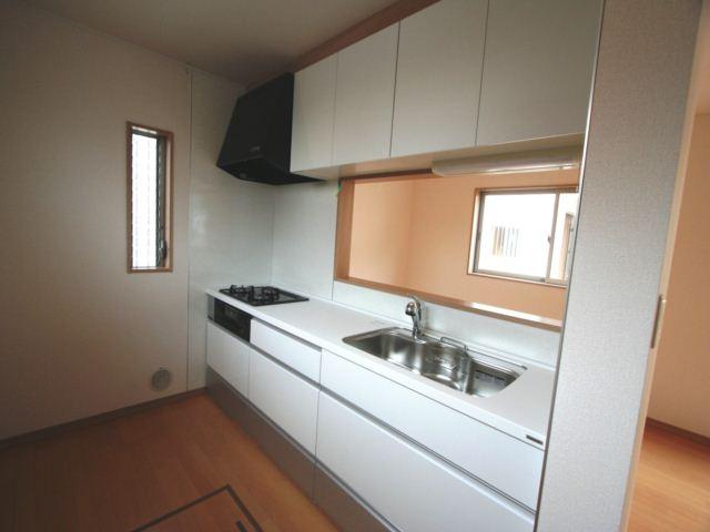 Same specifications photo (kitchen). Same specifications