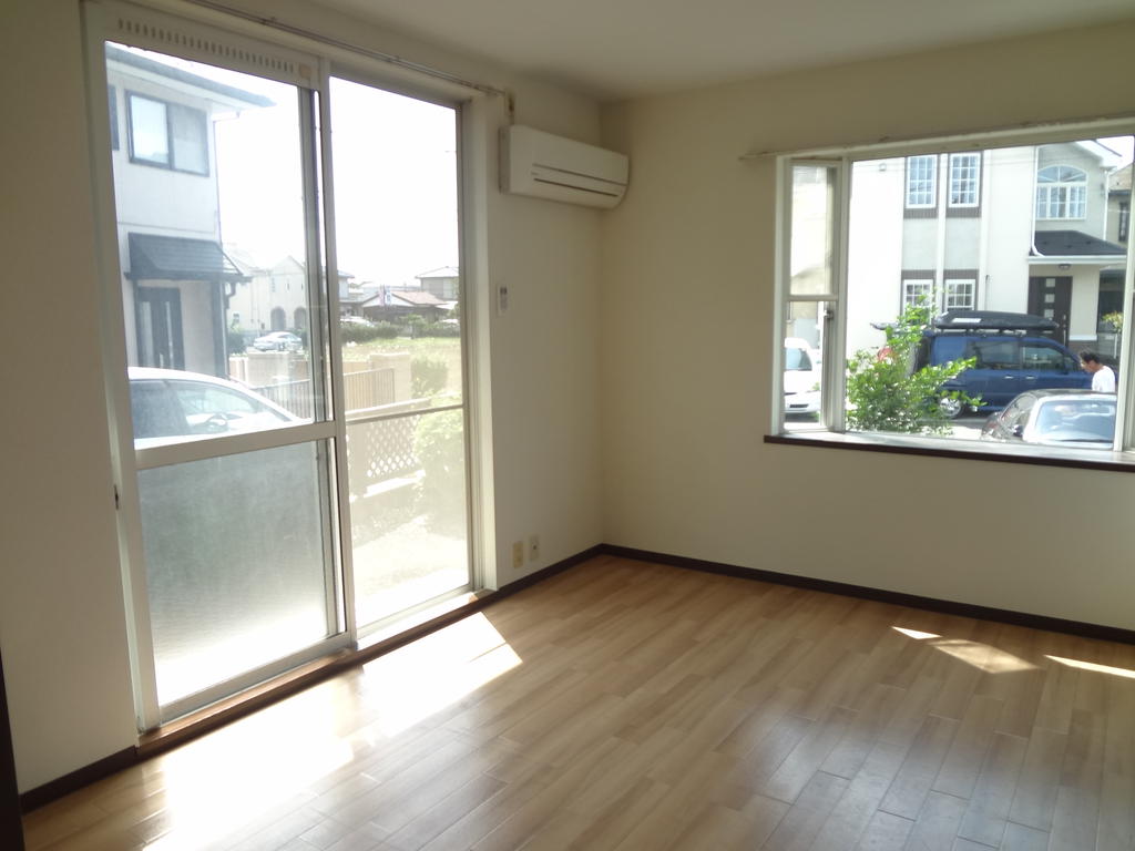Living and room