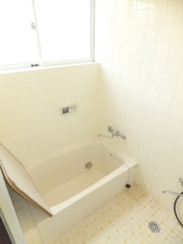 Bath. With reheating function
