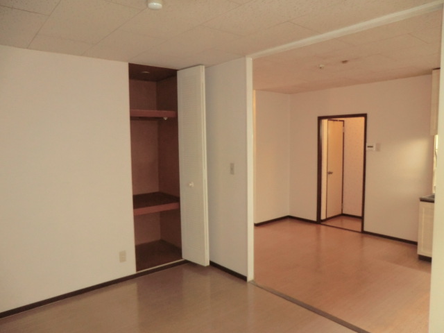 Living and room