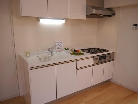 Kitchen. System kitchen, New replaced..