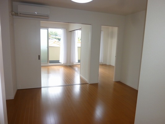 Living and room