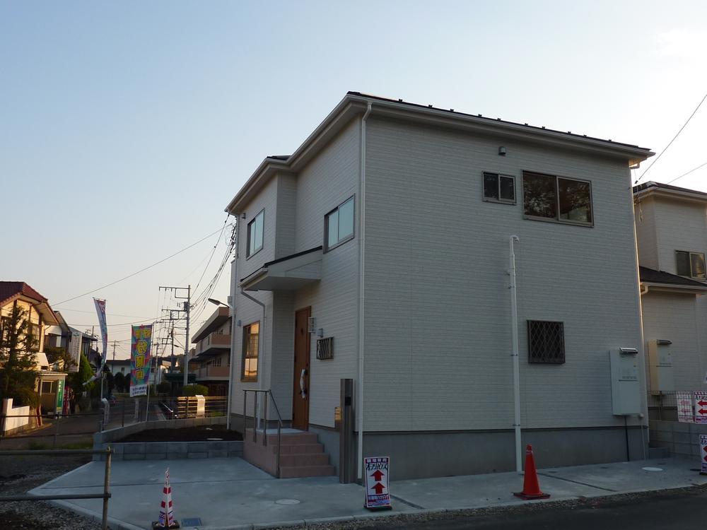 Local appearance photo