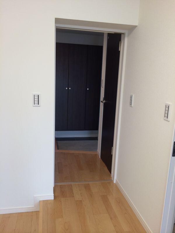 Other introspection. Hallway Photo