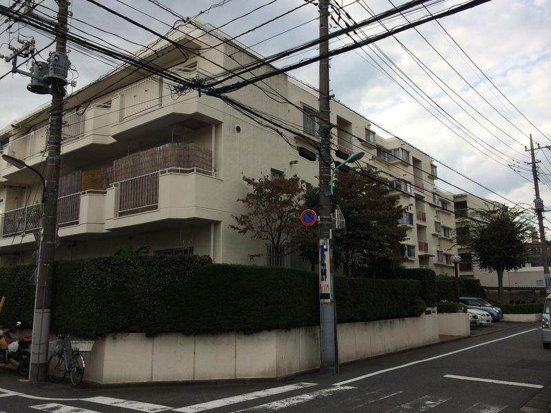 Local appearance photo