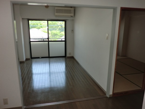 Living and room