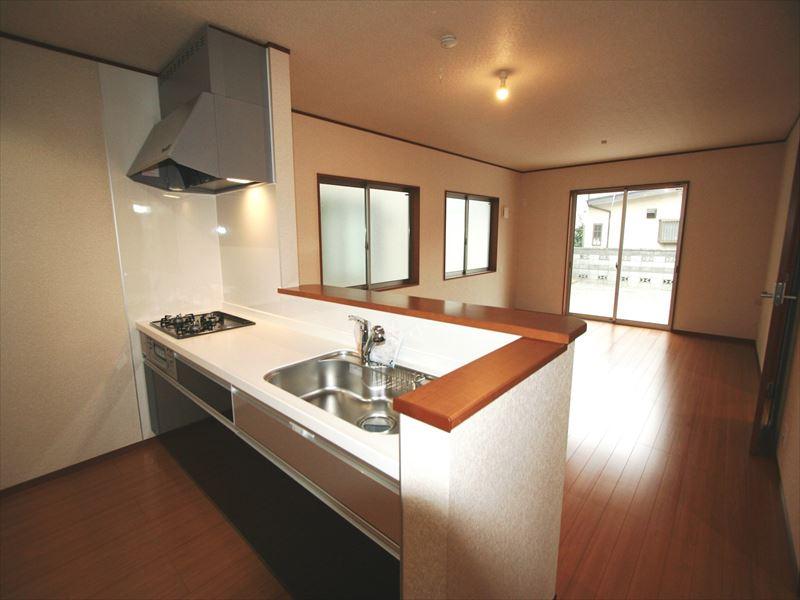 Same specifications photo (kitchen). Same specifications