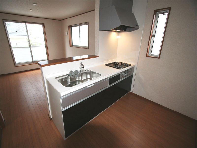 Same specifications photo (kitchen). Same specifications