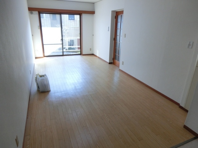 Living and room