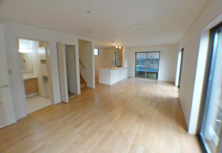 Living. Indoor (12 May 2013) Shooting