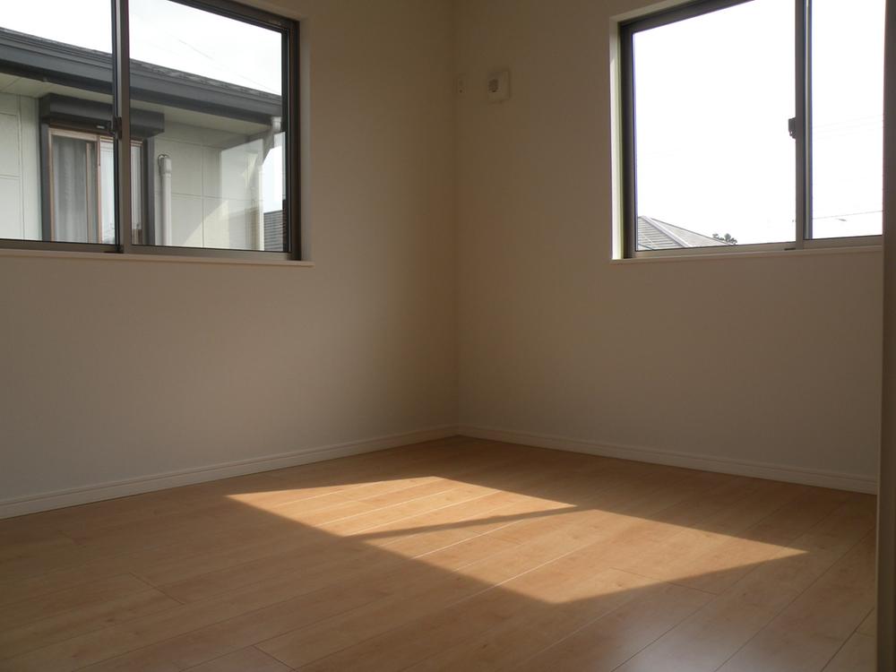 Non-living room. Indoor (June 2013) Shooting