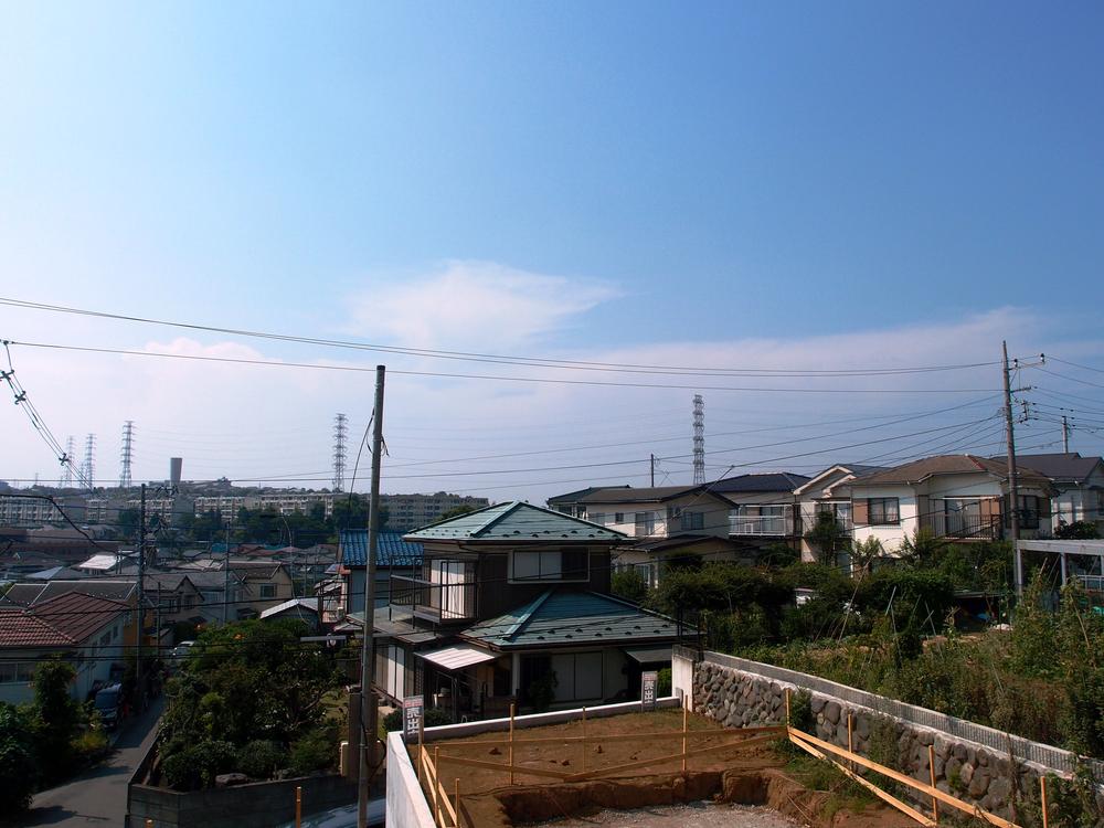 View photos from the dwelling unit. Local (August 2013) Shooting