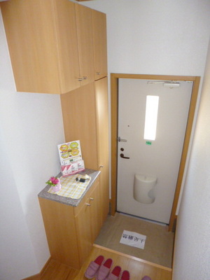 Entrance. ☆ Entrance also spacious ☆