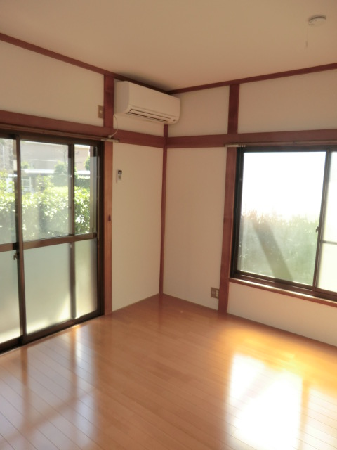 Living and room