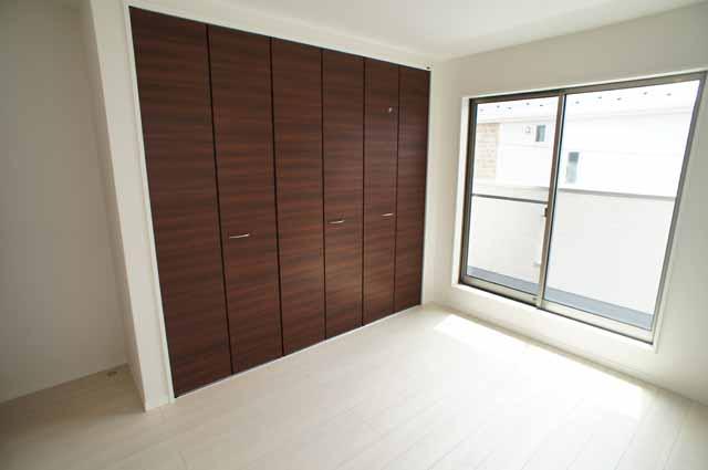 Non-living room. No.3