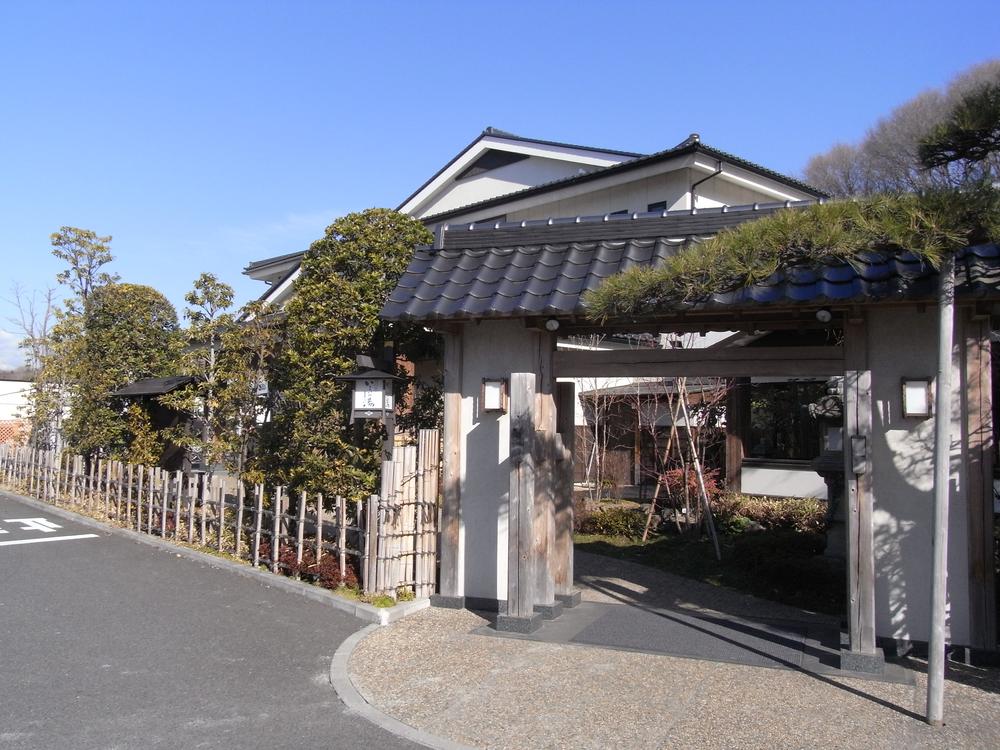 Other Environmental Photo. It is a short walk 800m until the hot water of the rest. Coming season is especially happy with open-air bath.