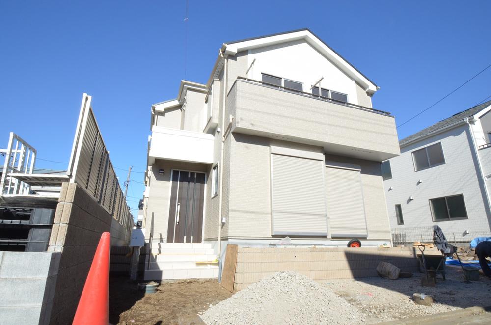 Local appearance photo. Local (12 May 2013) Shooting B Building