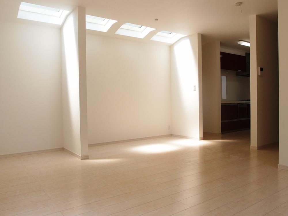 Living. Local (July 2013) Shooting