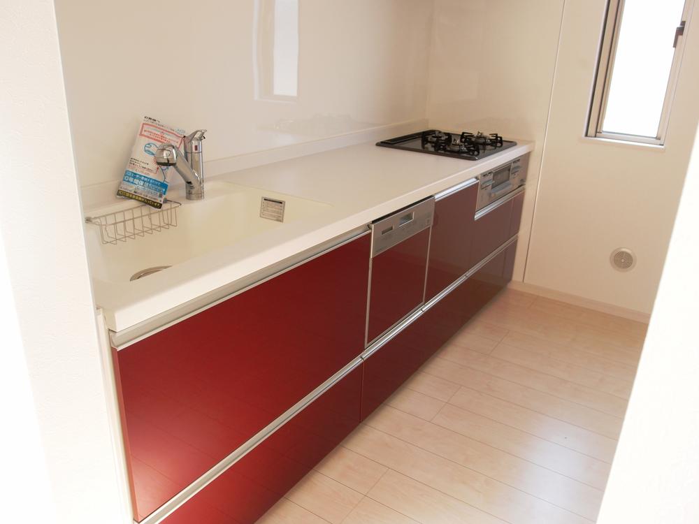 Kitchen. Local (July 2013) Shooting