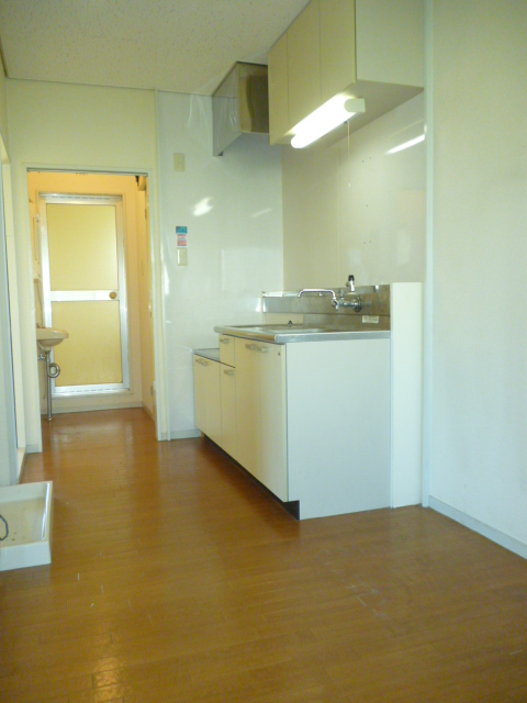 Living and room. K