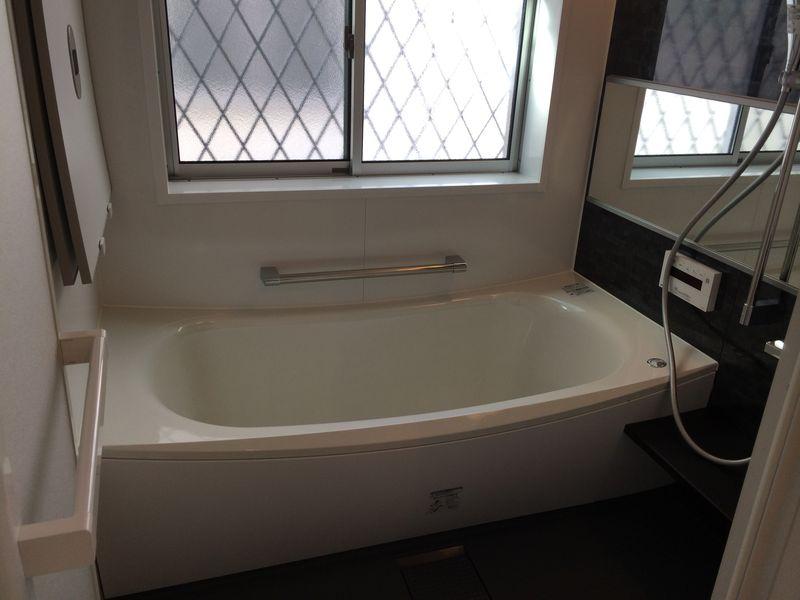 Bathroom. Windowed bathroom