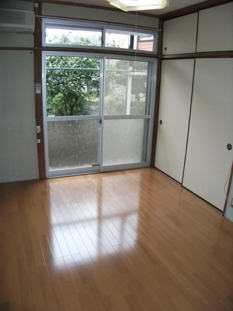 Living and room