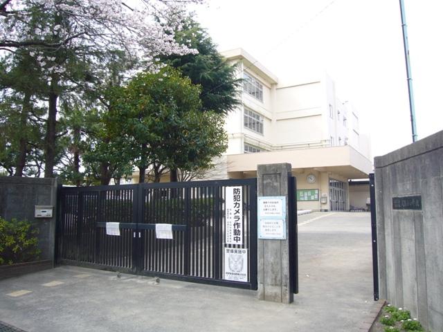 Primary school. Narusedai until elementary school 1280m
