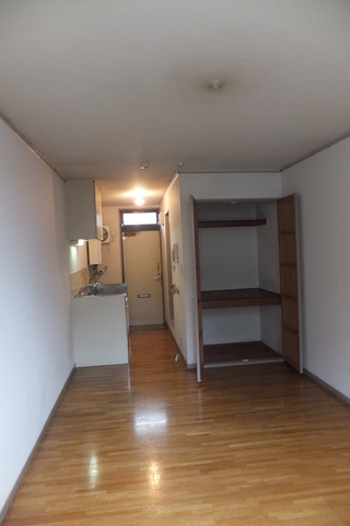 Other room space. Clean room